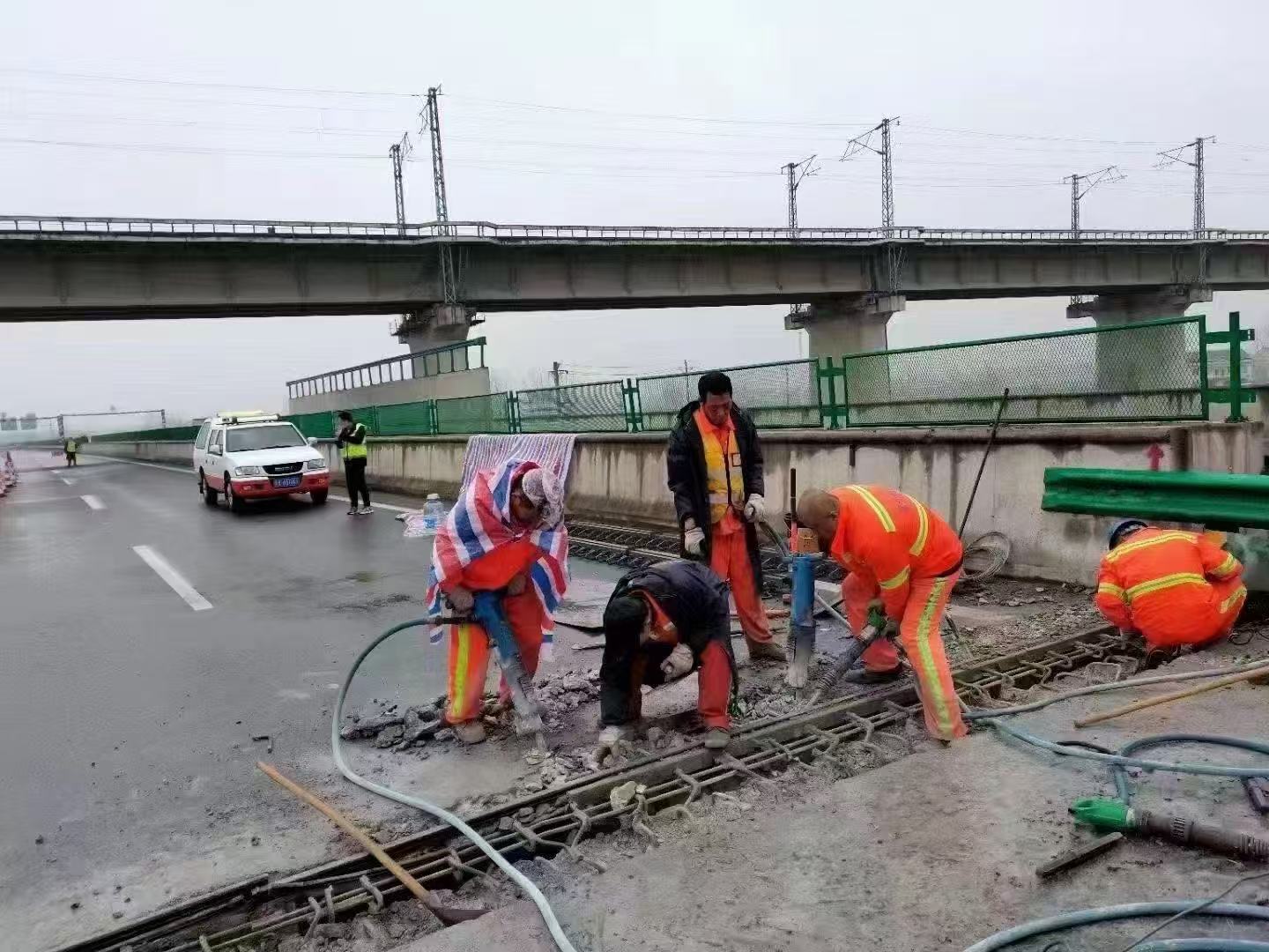 林甸桥梁伸缩缝抢修料